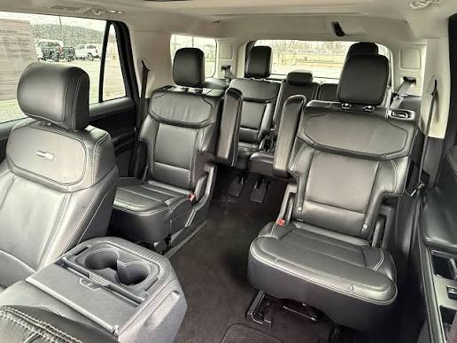 Six-seat leather interior